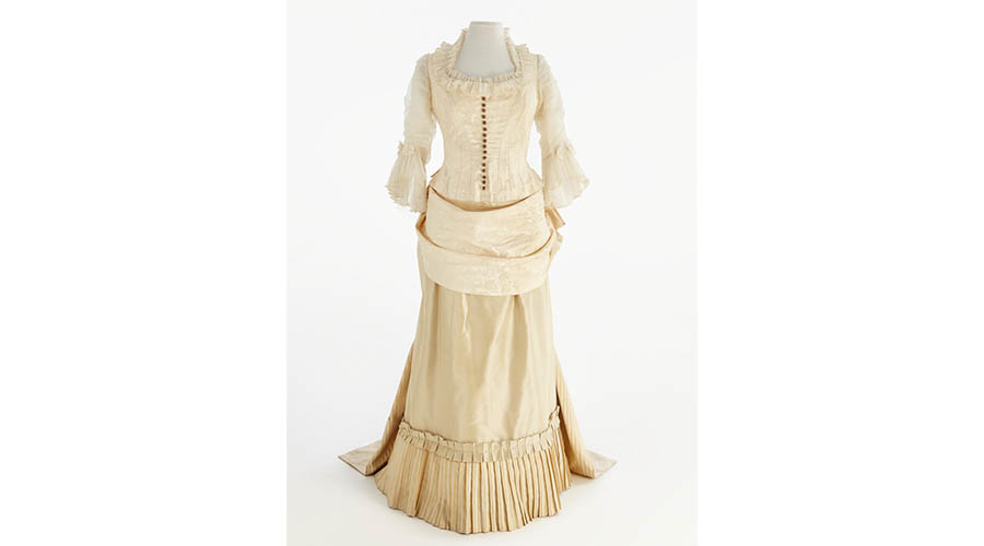 Costume worn by Emma Matthews in Romeo and Juliette, Opera Australia